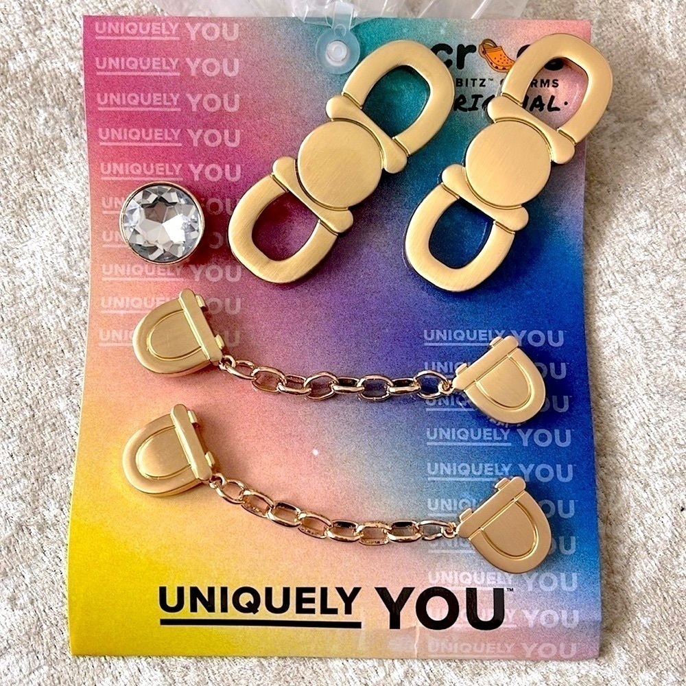Brand New Crocs Jibbitz Charms Recollect Shoelery 5 Pk Gold Tone Metallic Chains